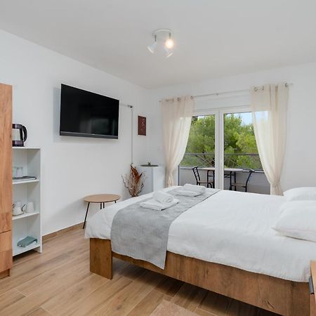 Number One Apartments Вир Екстер'єр фото