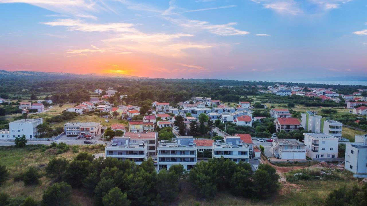 Number One Apartments Вир Екстер'єр фото