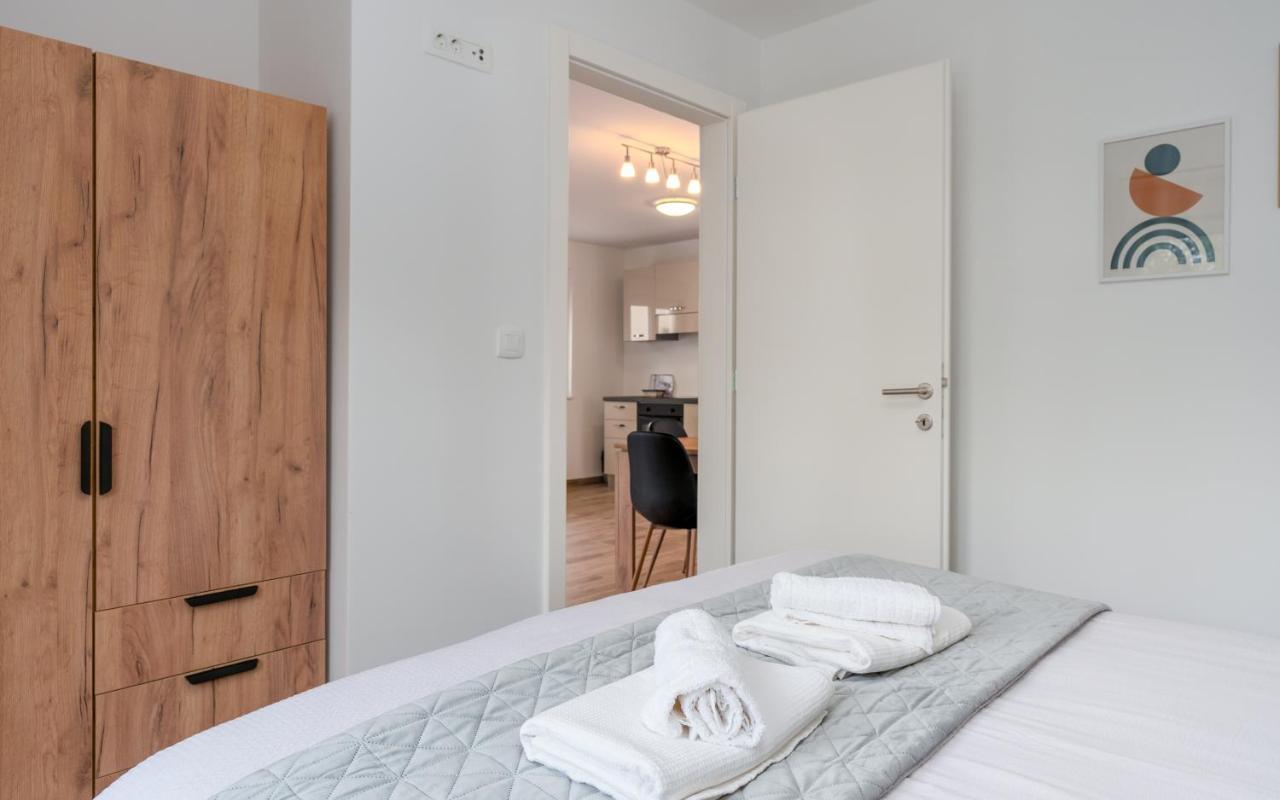 Number One Apartments Вир Екстер'єр фото
