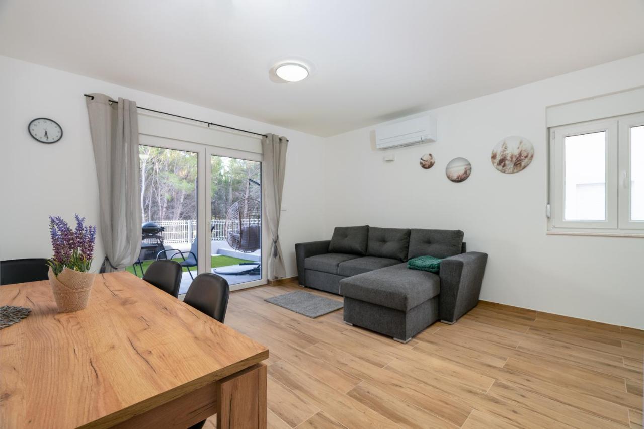 Number One Apartments Вир Екстер'єр фото