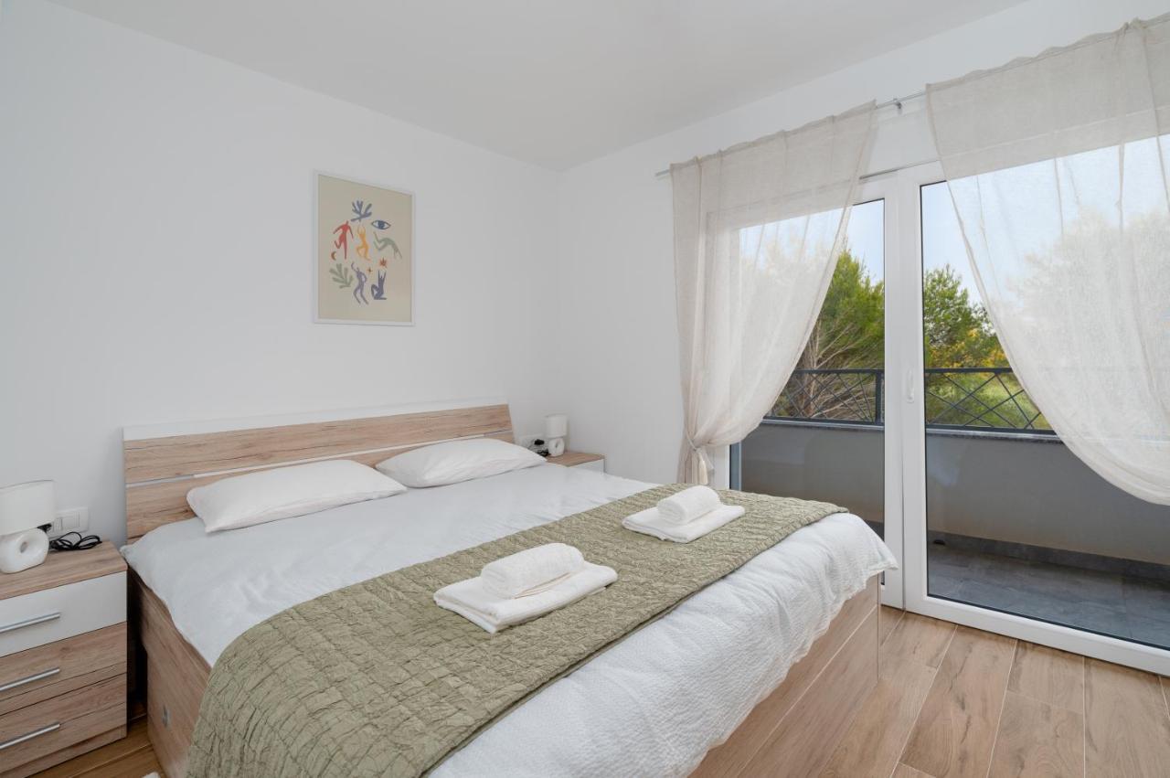 Number One Apartments Вир Екстер'єр фото