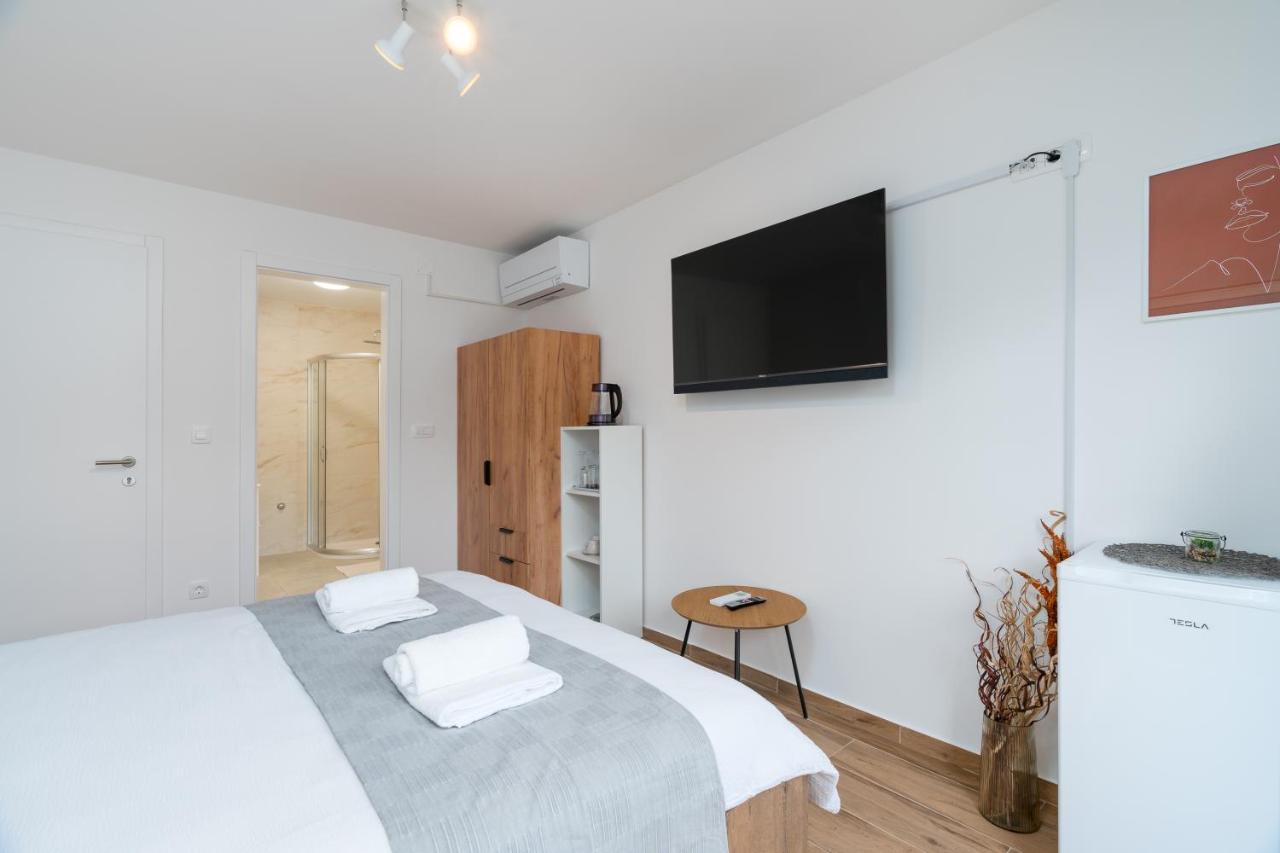 Number One Apartments Вир Екстер'єр фото