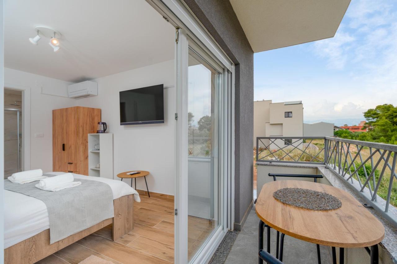 Number One Apartments Вир Екстер'єр фото