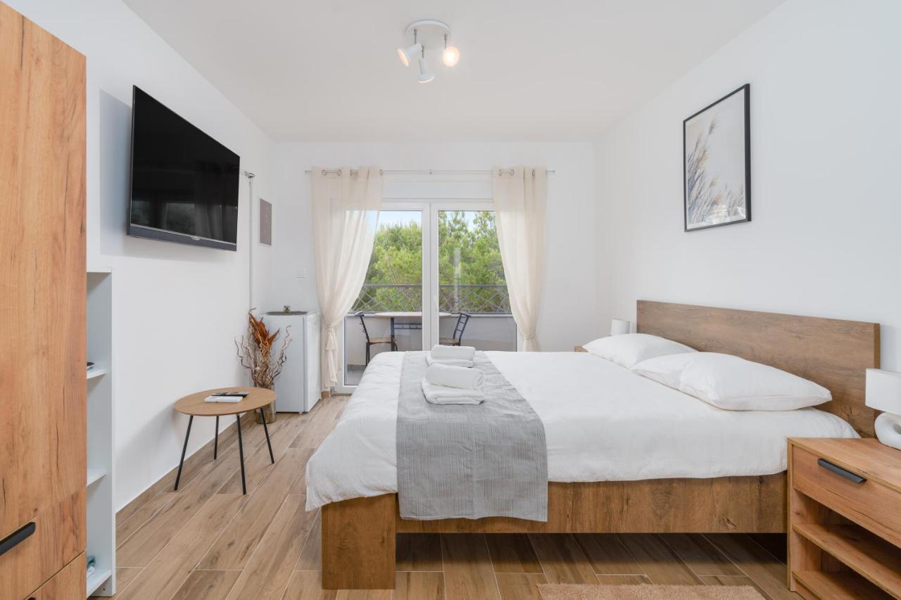 Number One Apartments Вир Екстер'єр фото
